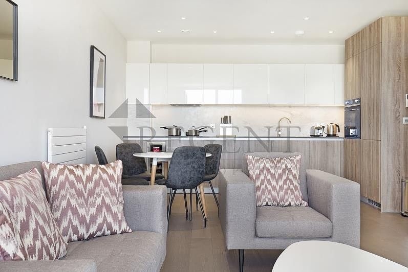 Property photo 3 of 17 Open Plan