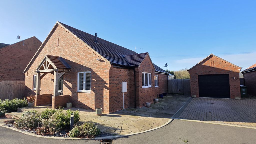 Property photo 1 of 23