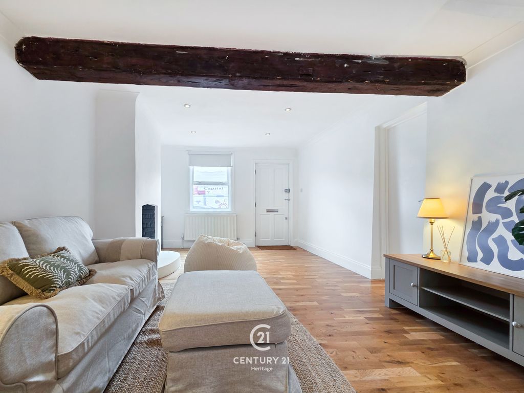 Property photo 2 of 18 E02051 (23)