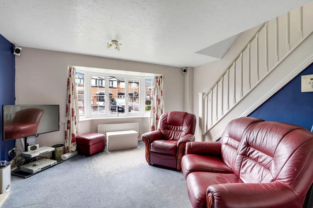 House in Ashfield, Hazelgrove, Hucknall - More