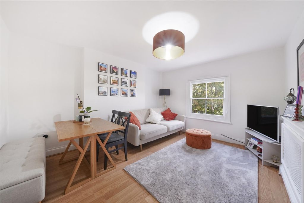 Property photo 1 of 10 Reception Room