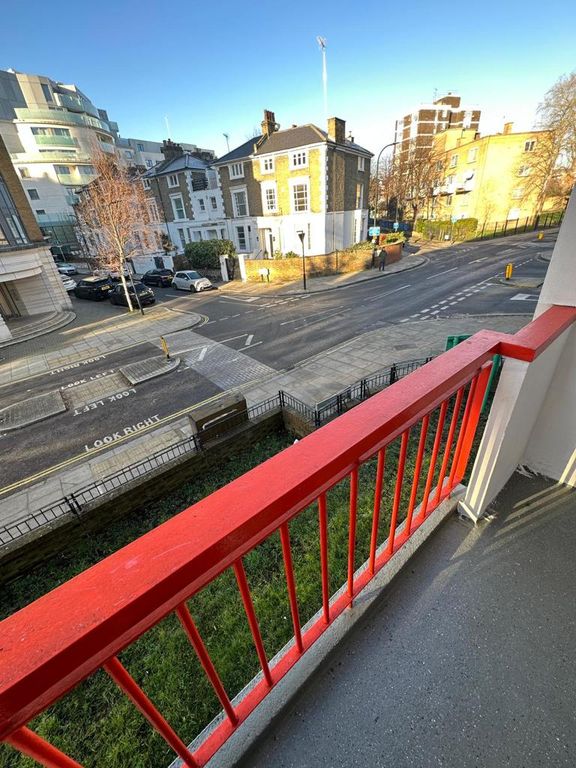 Property photo 2 of 5