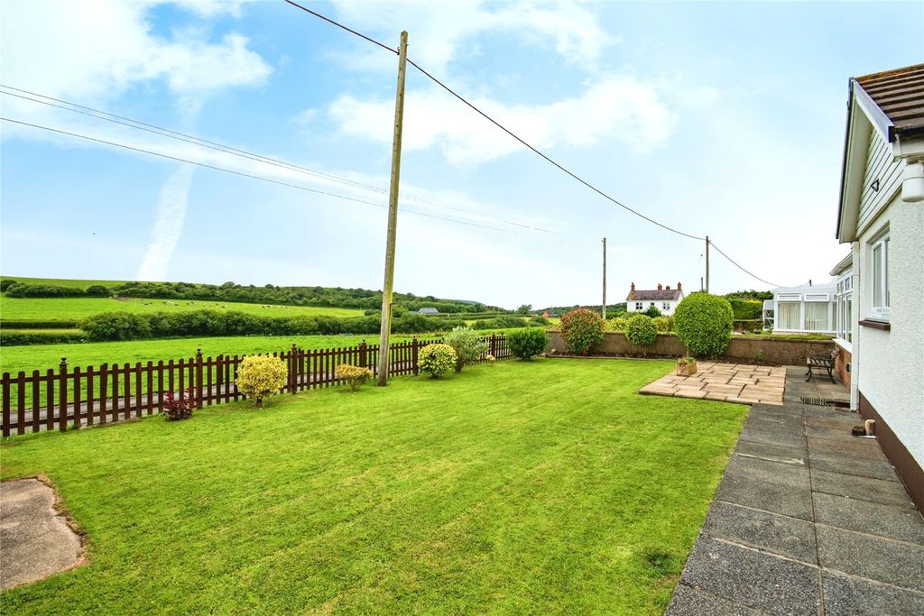 Property photo 3 of 24 Picture No. 20