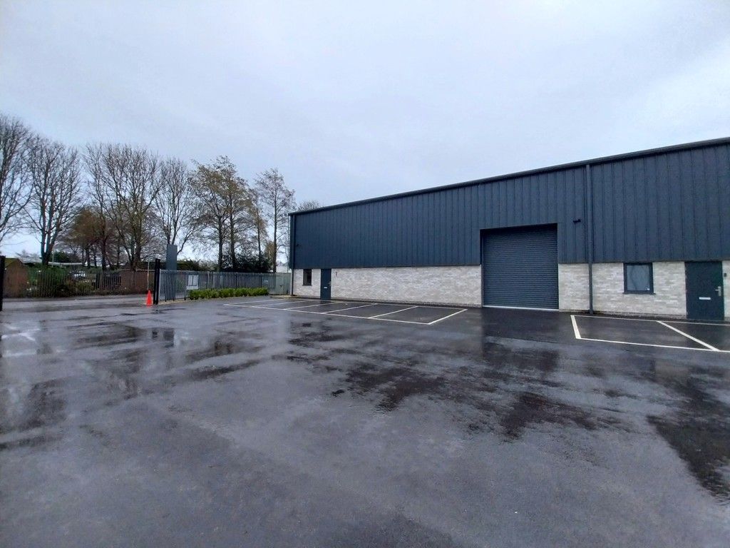 Property photo 3 of 5 Photo 13