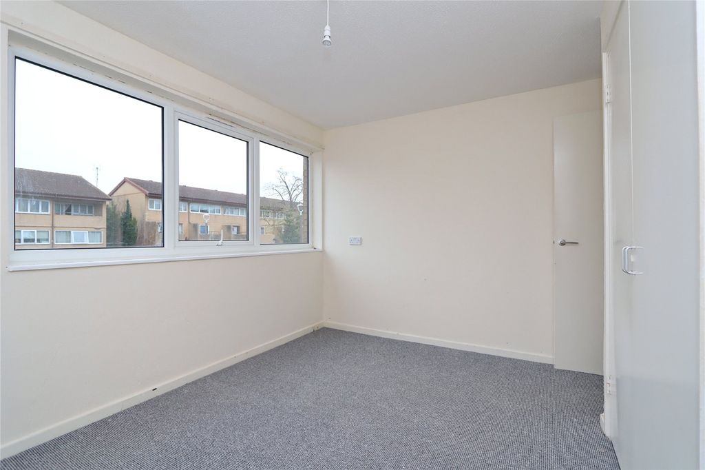 Property photo 3 of 10 Picture No. 06