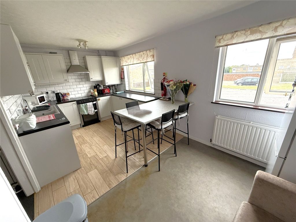 Property photo 2 of 10 Picture No. 02