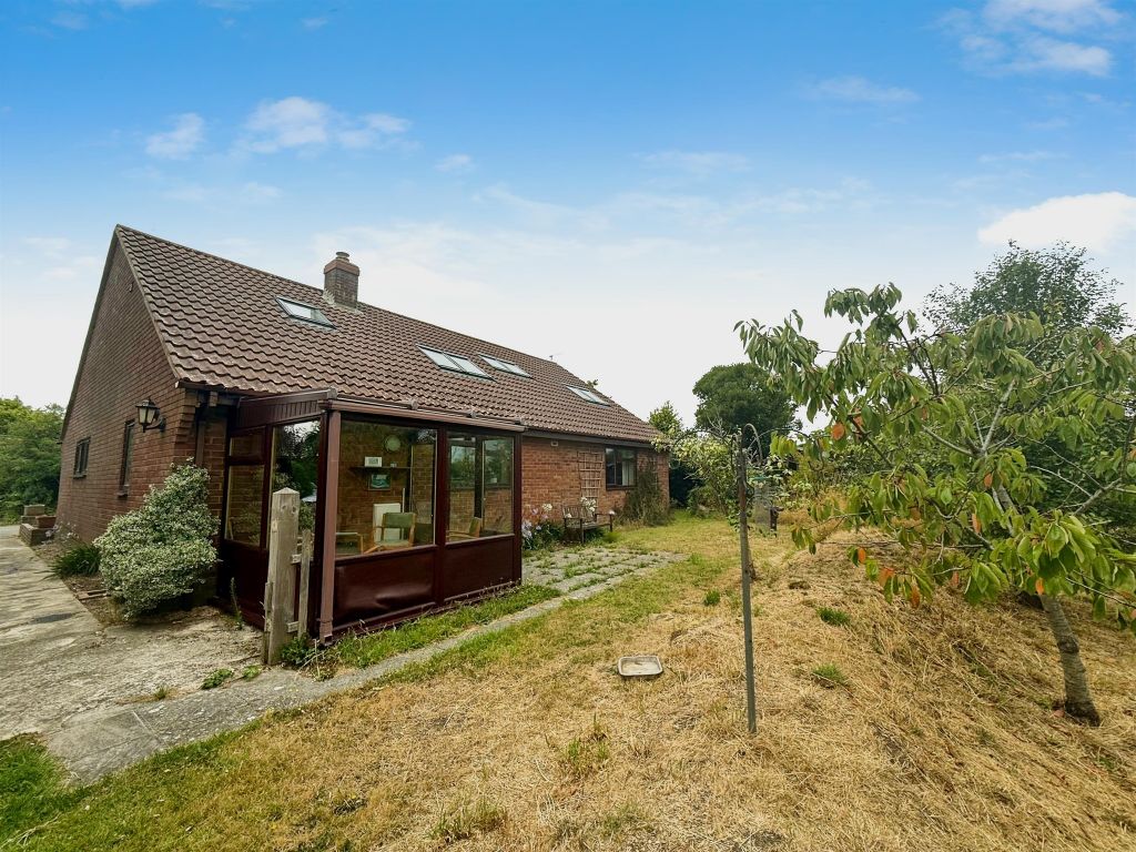 Property photo 1 of 21