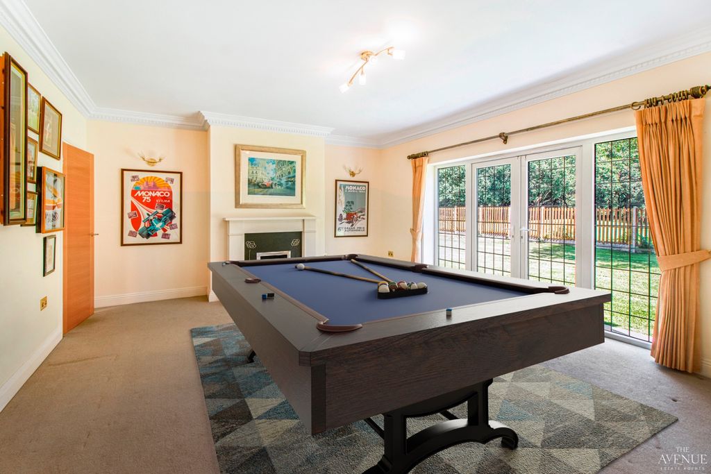 Property photo 2 of 37 4325652