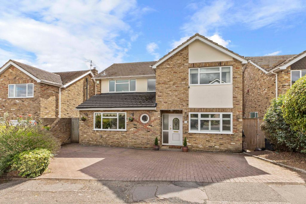 Property photo 1 of 16