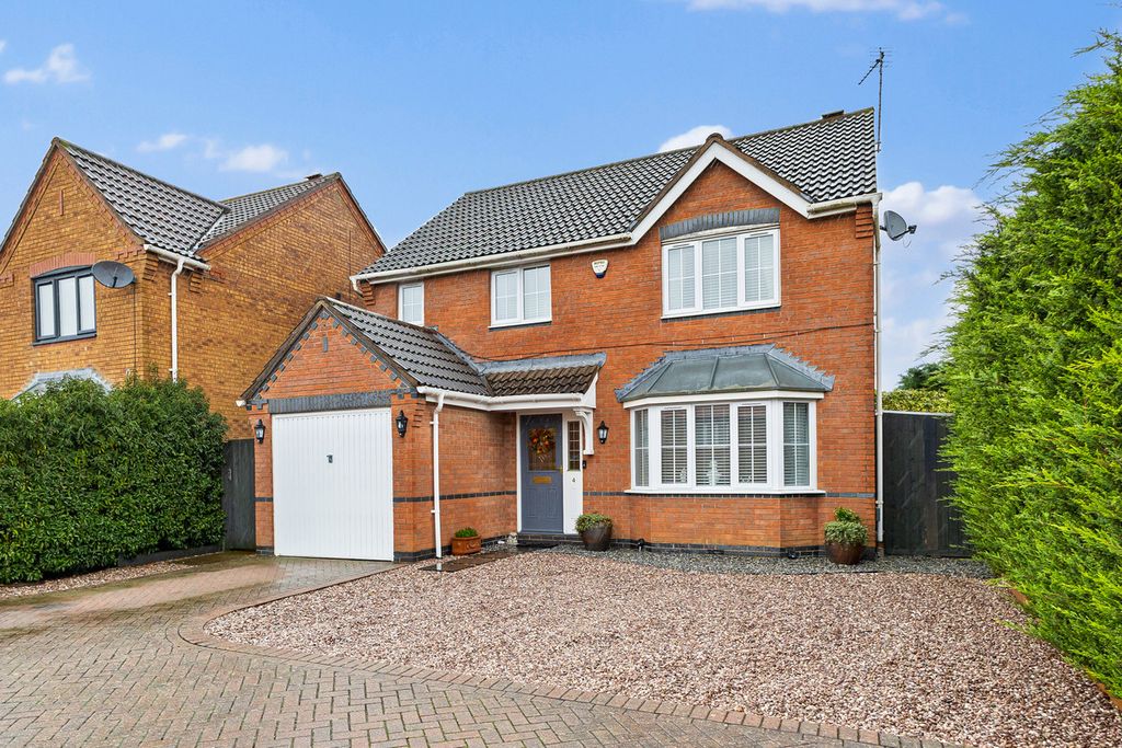 Property photo 1 of 36