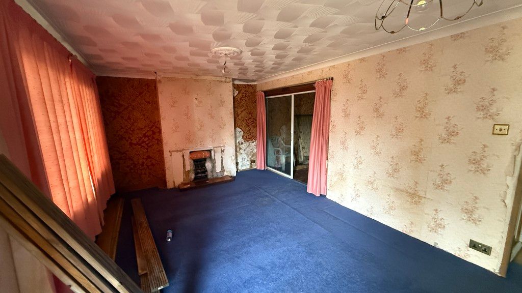 Property photo 2 of 8 Internal Image Of Living Room From Entrance