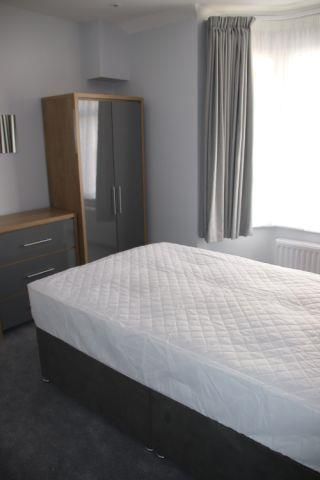 Property photo 2 of 7 Bedroom