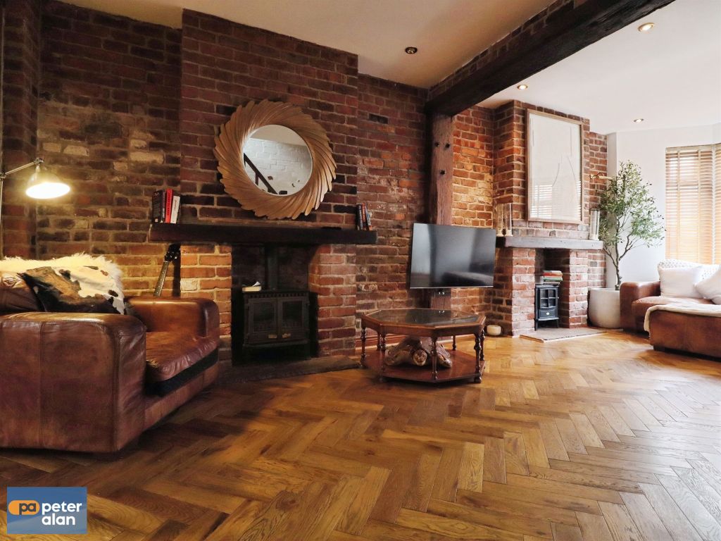 Property photo 3 of 17