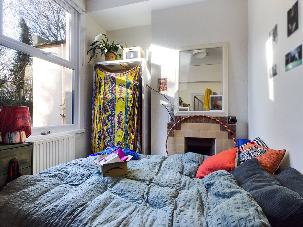 Property photo 3 of 14 Bedroom 1