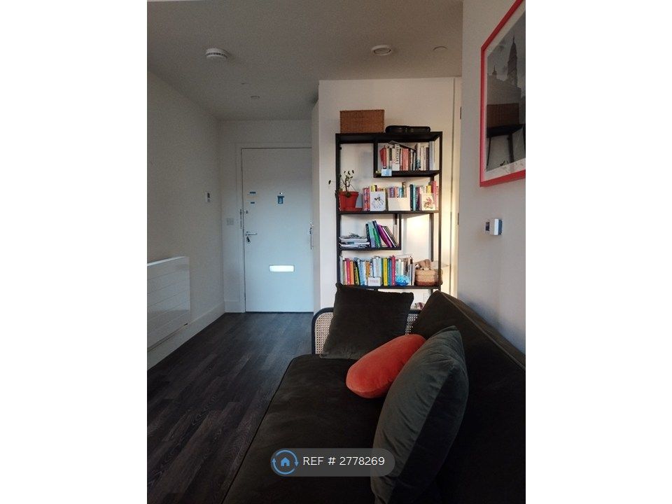 Property photo 3 of 17