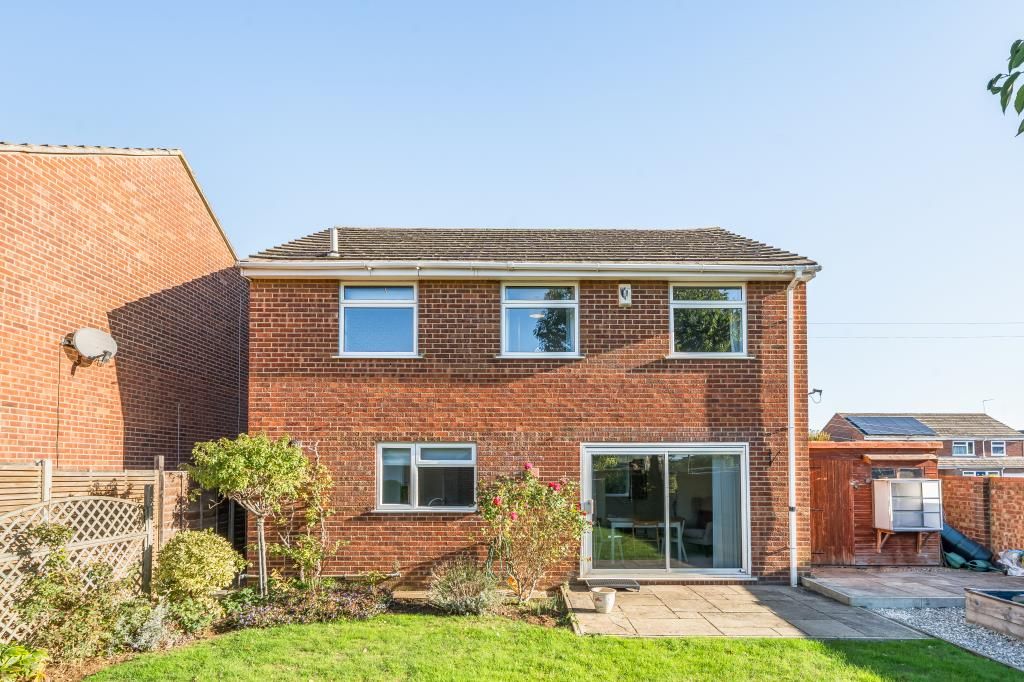 Property photo 3 of 19 Garden