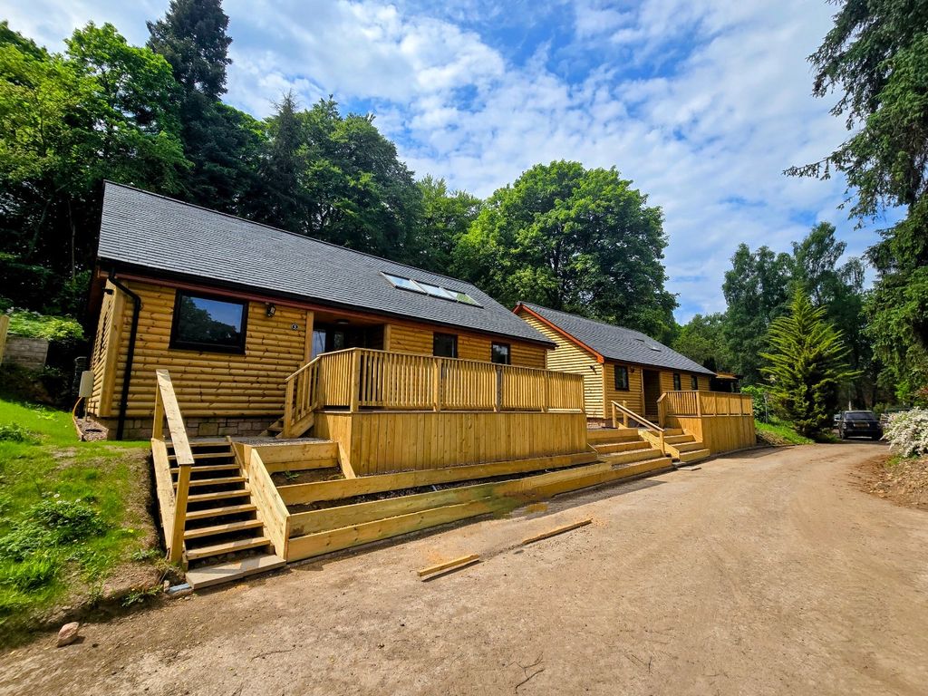 Property photo 1 of 20 5051501