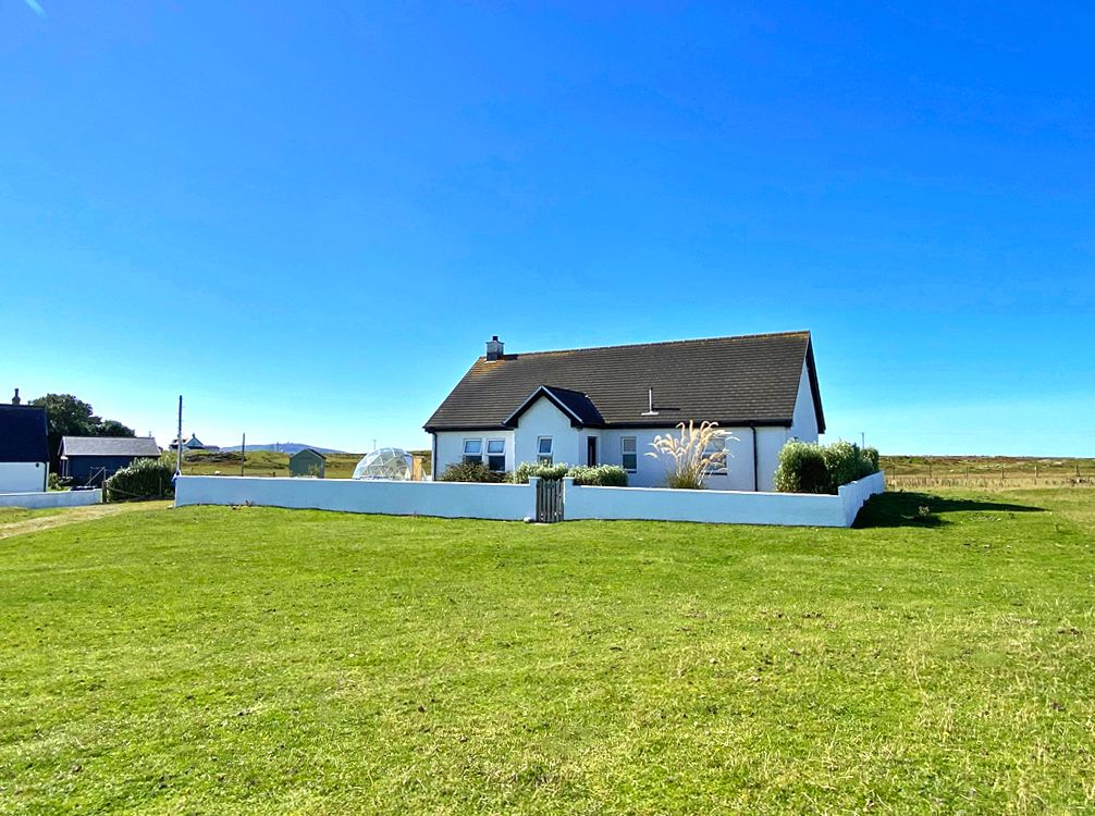 Property photo 1 of 46