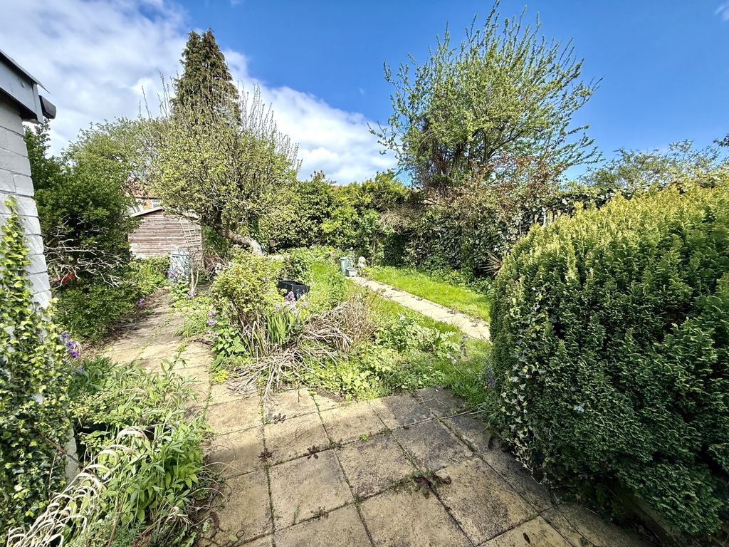 Property photo 2 of 14 Img_2838