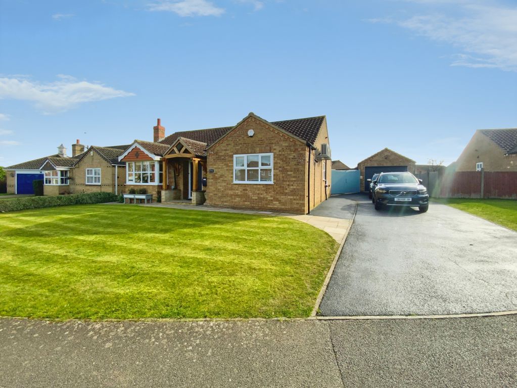 Property photo 1 of 27