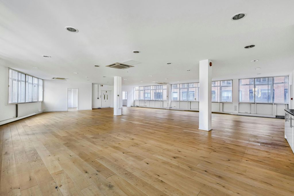 Property photo 3 of 6 9Fd2B2620Afbf2Bdf4c3405846Ad8Cbf844600.Jpg