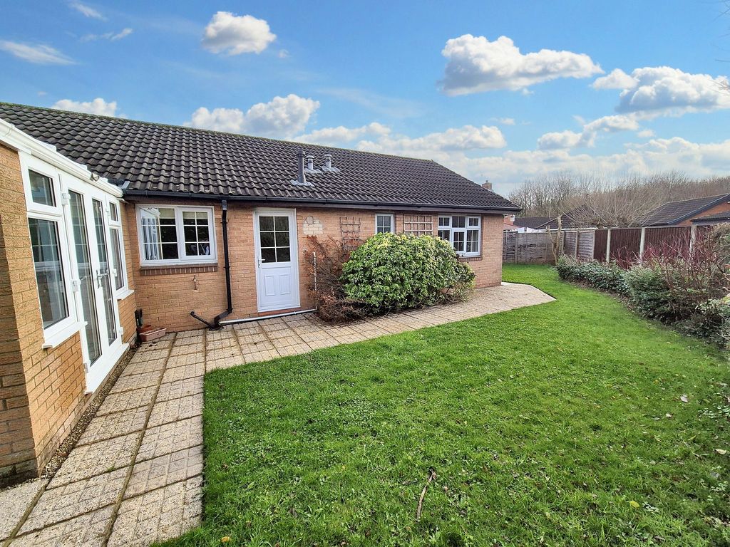 Property photo 2 of 37