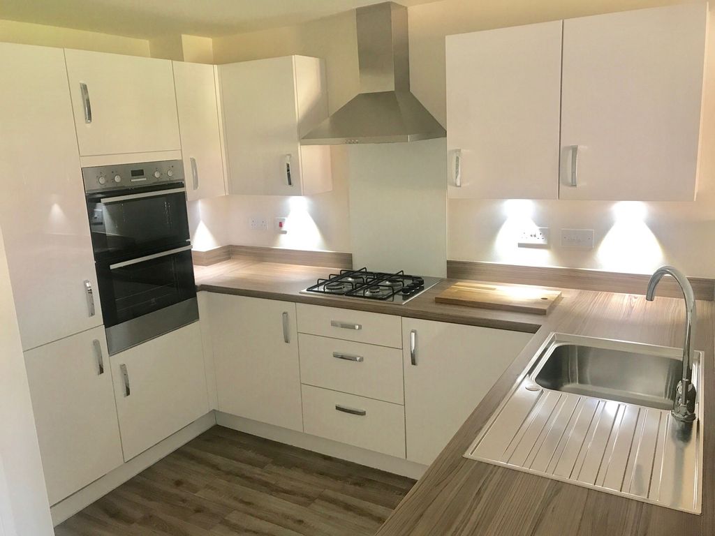 Property photo 2 of 52