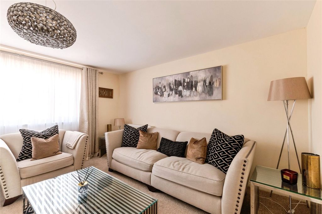 Property photo 3 of 20 Picture No. 13