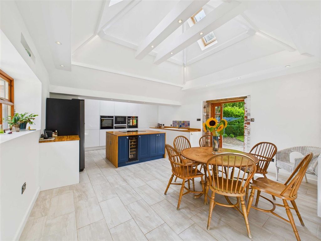 Property photo 2 of 32 Dining Kitchen