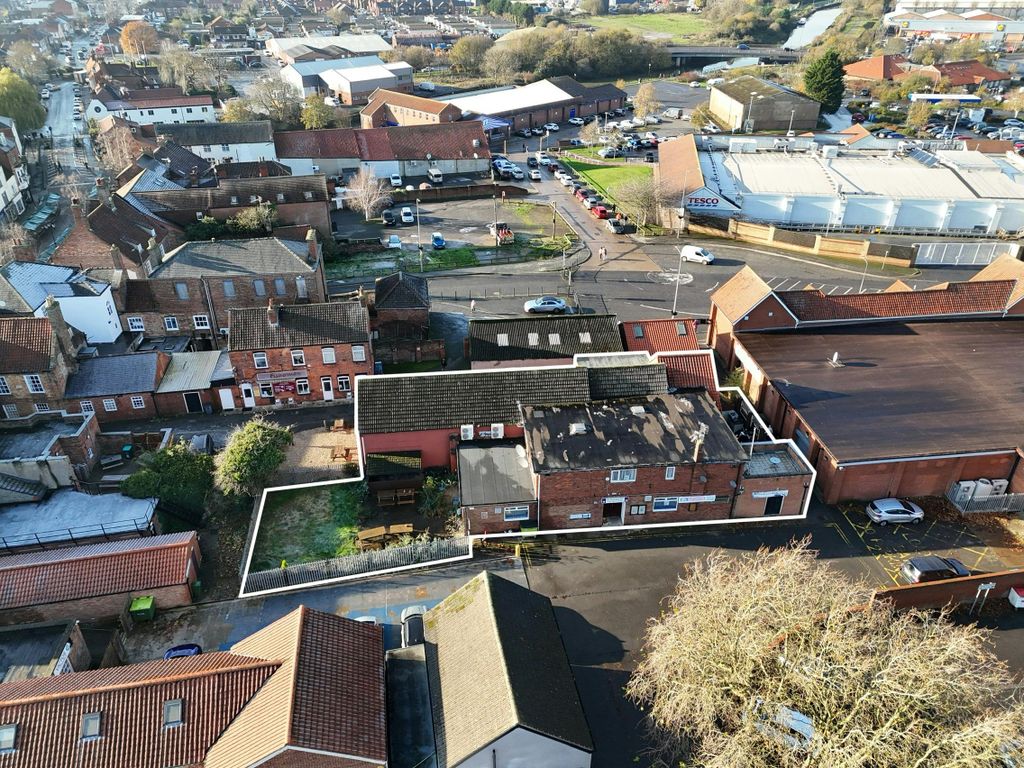 Property photo 2 of 5 Dji_20251121122103_0777_D.Jpg