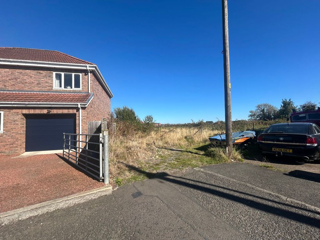 Property photo 2 of 3