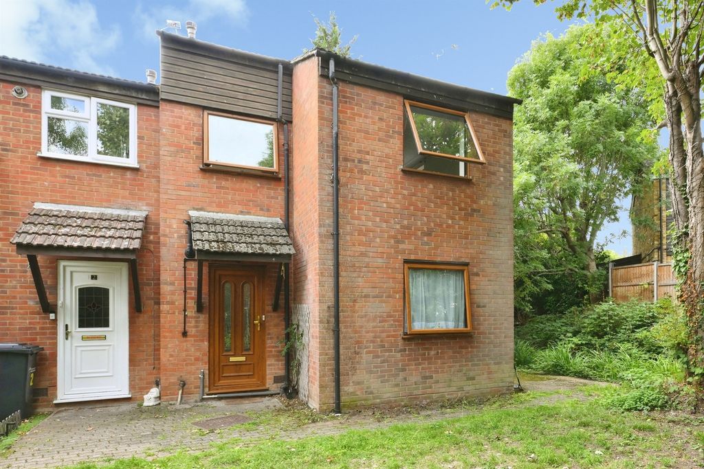 Property photo 1 of 17