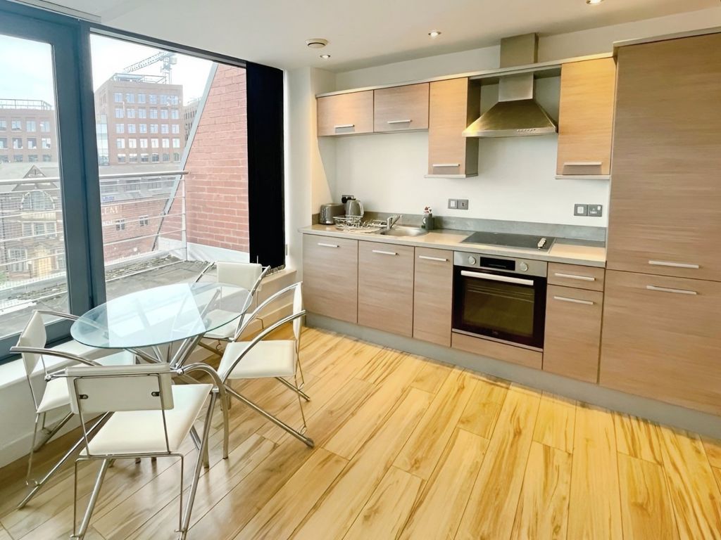 Property photo 3 of 13 Picture No. 02