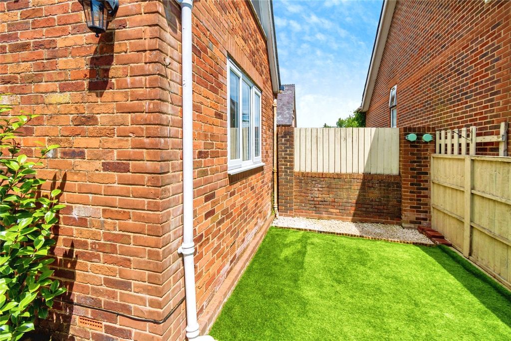 Property photo 3 of 14 Picture No. 10
