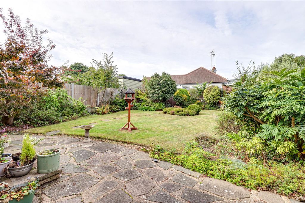 Property photo 2 of 18