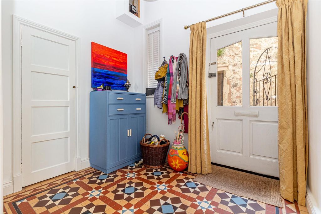 Property photo 3 of 20 Hallway-1.Jpg