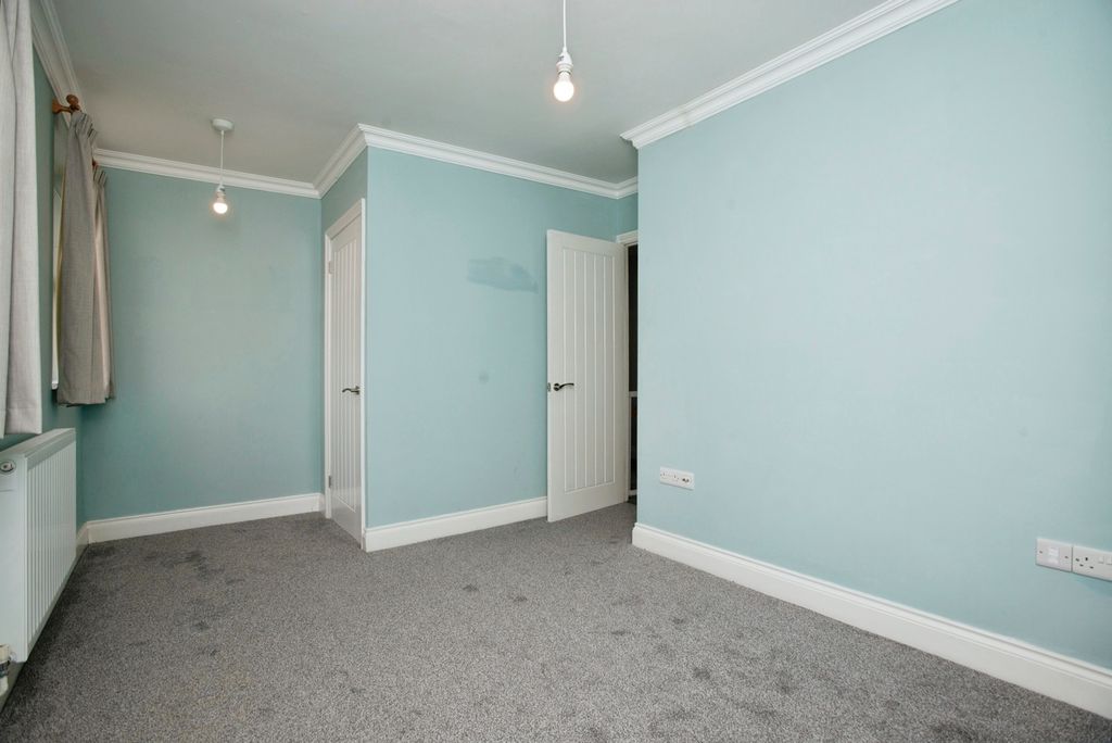 Property photo 2 of 20 Pbox-Img.Jpg