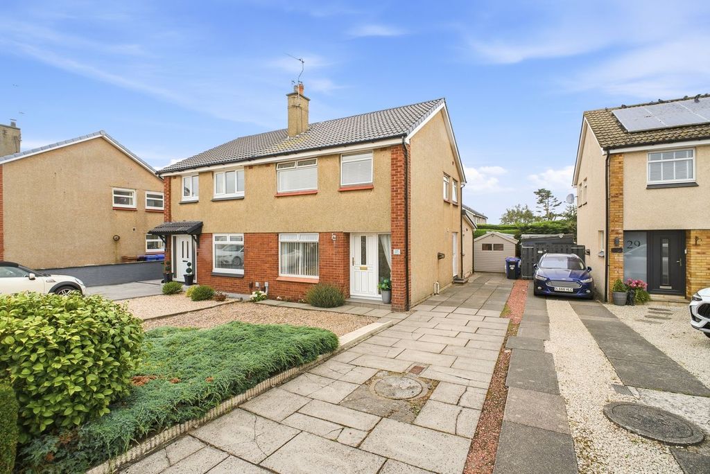 Property photo 1 of 30