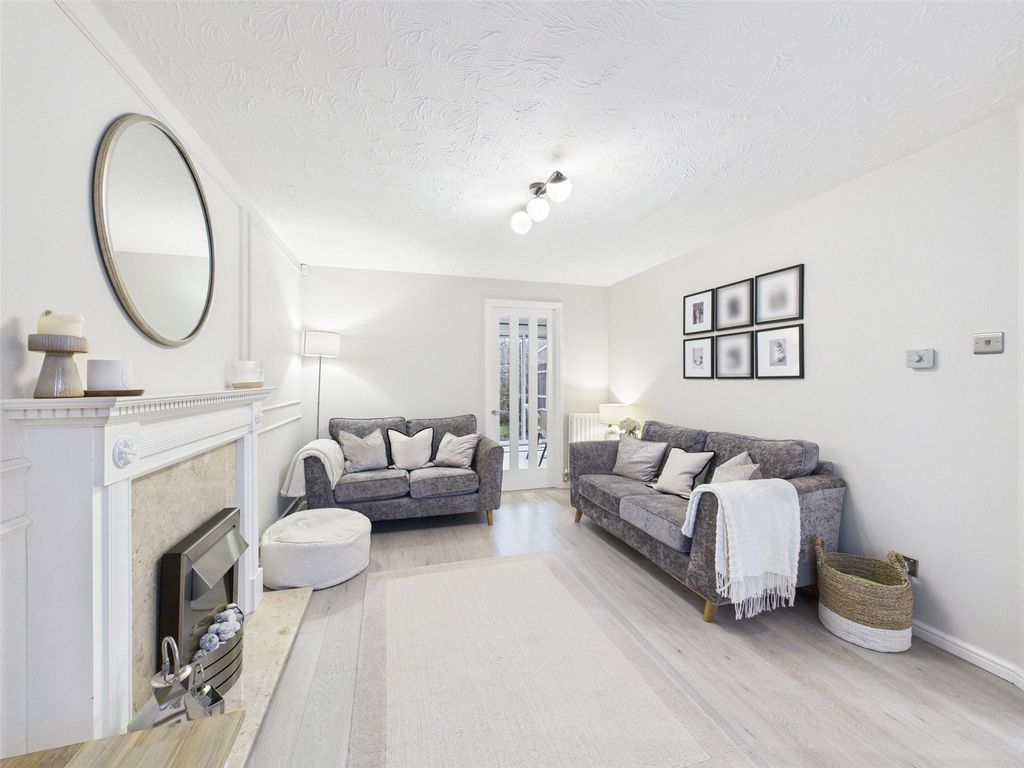 Property photo 2 of 16 Picture No. 04