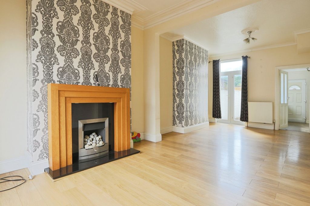 Property photo 3 of 11 3089927