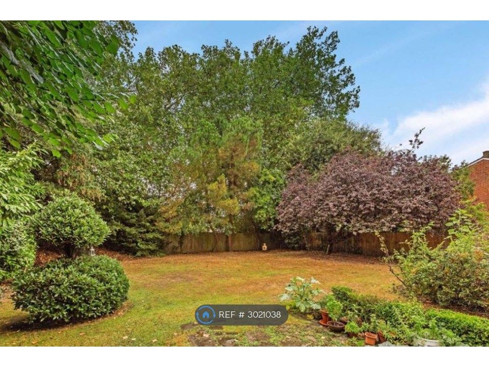 Property photo 3 of 24 Rear Garden 2