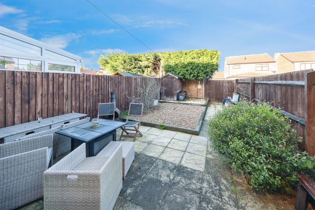 Property photo 3 of 17