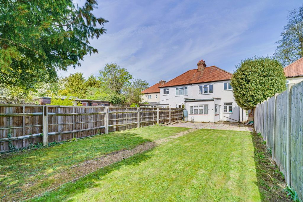 Property photo 3 of 20