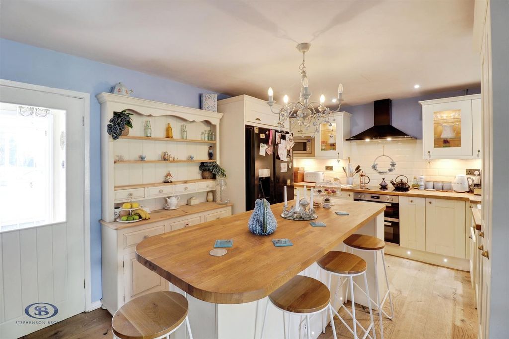 Property photo 2 of 18 F10A2d8c-Img_3086-Img_3088.Jpg