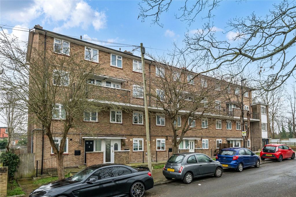 Property photo 3 of 15 Picture No. 02