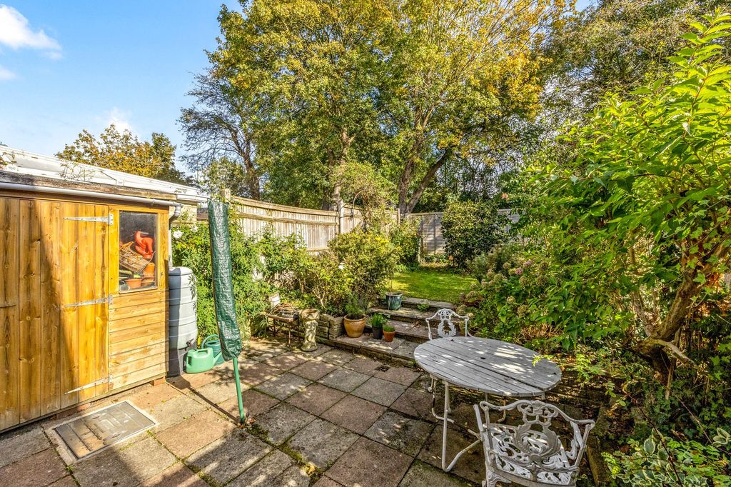 Property photo 2 of 16 Rear Garden