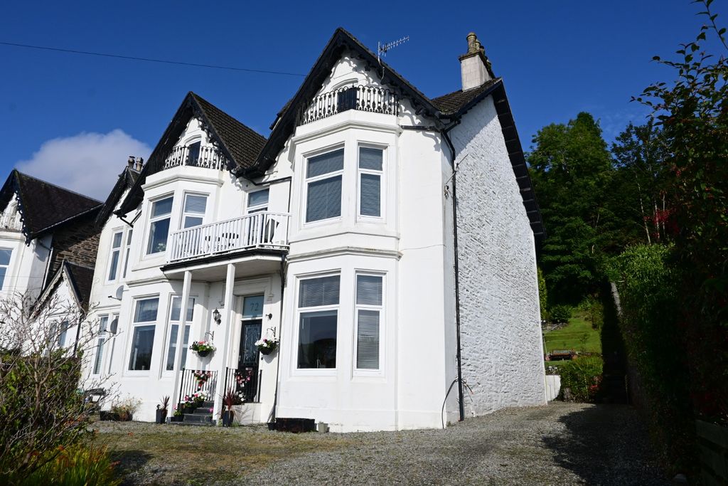 Property photo 2 of 31 4436102
