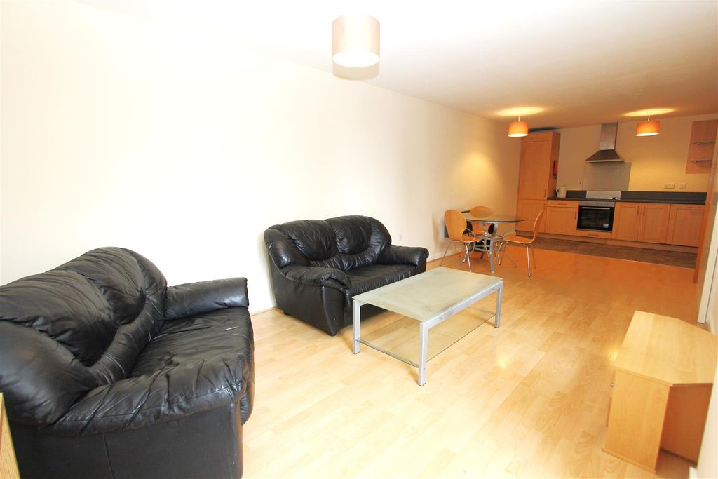 Property photo 2 of 10 Living Room 2.Jpg