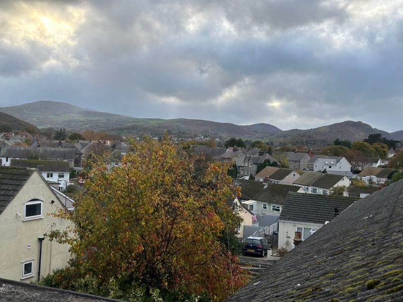 Property photo 2 of 16 Photo 2