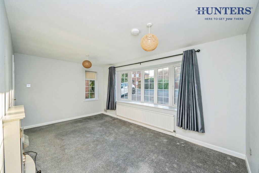 Property photo 3 of 25 Pbox-Img.Jpg